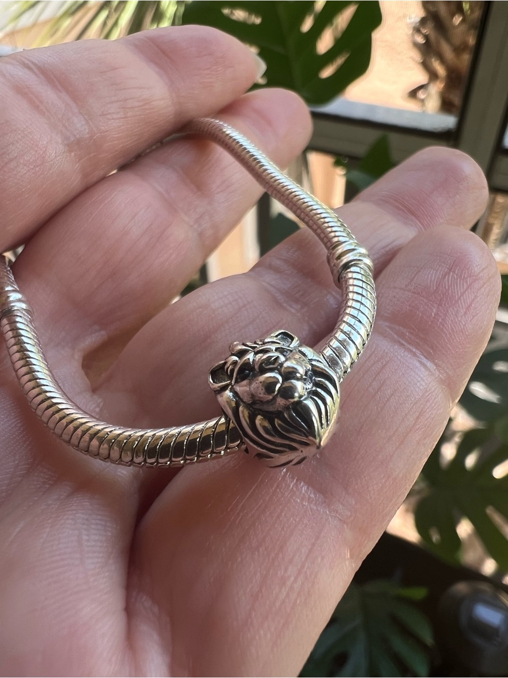 Lion Charm - Picture 4 of 7